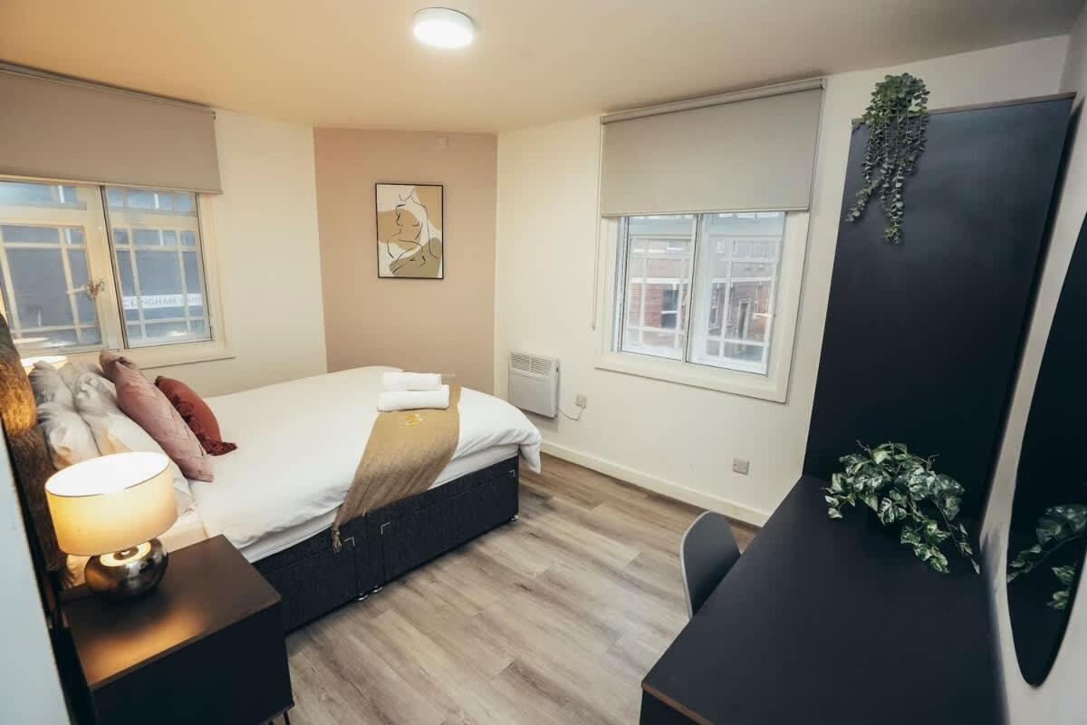 2Br City Centre Apt, Self Check In, Wifi, By Derbnb Sheffield Exterior photo