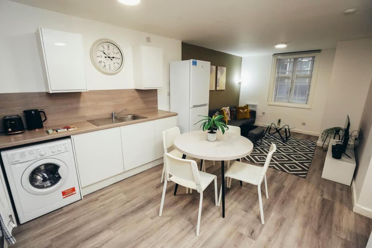 2Br City Centre Apt, Self Check In, Wifi, By Derbnb Sheffield Exterior photo
