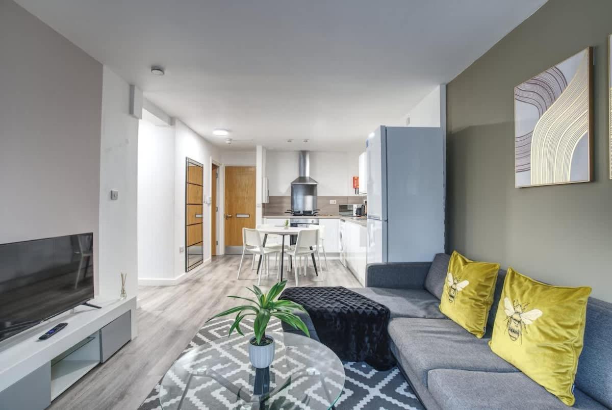 2Br City Centre Apt, Self Check In, Wifi, By Derbnb Sheffield Exterior photo